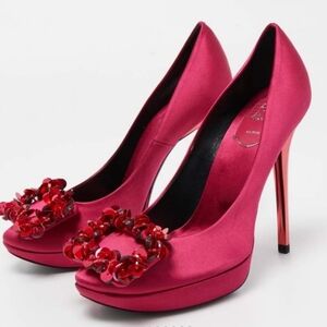 Roger Vivier Fuchsia Satin Heels with Embellishments. Size 9.5